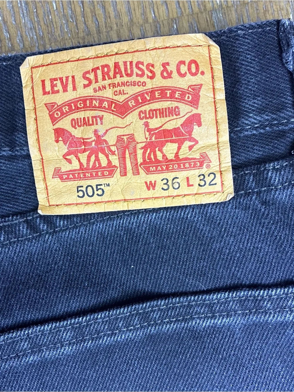 Levi's Black Straight Men's Jeans